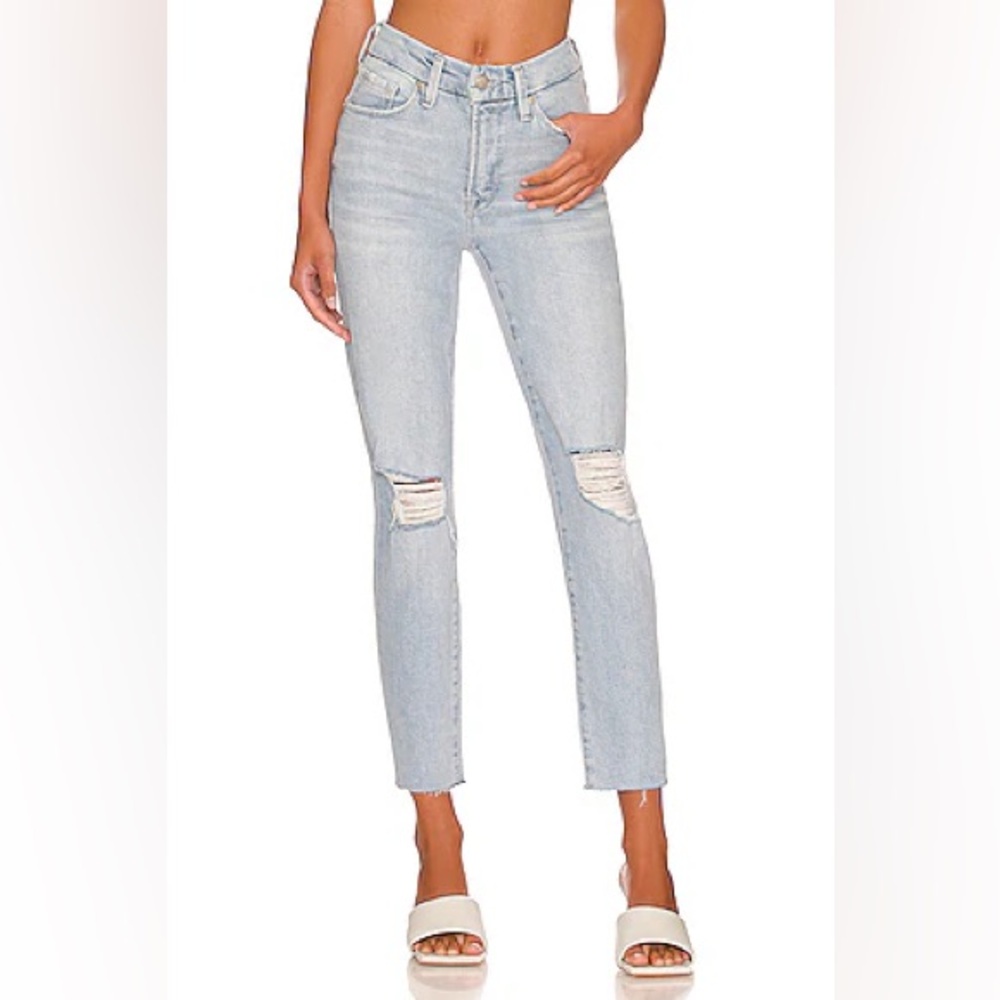 GOOD AMERICAN NWT GOOD LEG CROP
Women's Light Blue Distressed Jeans - Picture 6 of 9